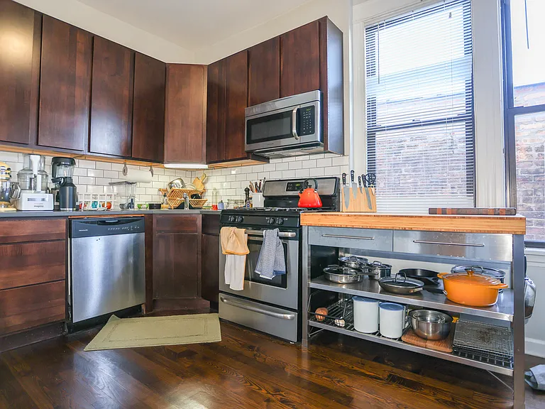 2341 W Charleston St #3R — Photo 11