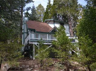 303 Cedar Brook Dr, Twin Peaks, CA 92391