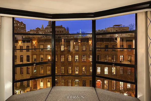 Sold by Town Residential | media 35