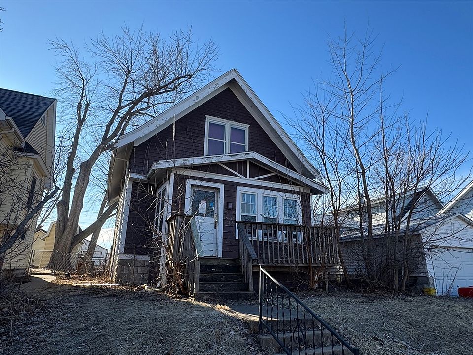 1st image of 1221 A Ave NW