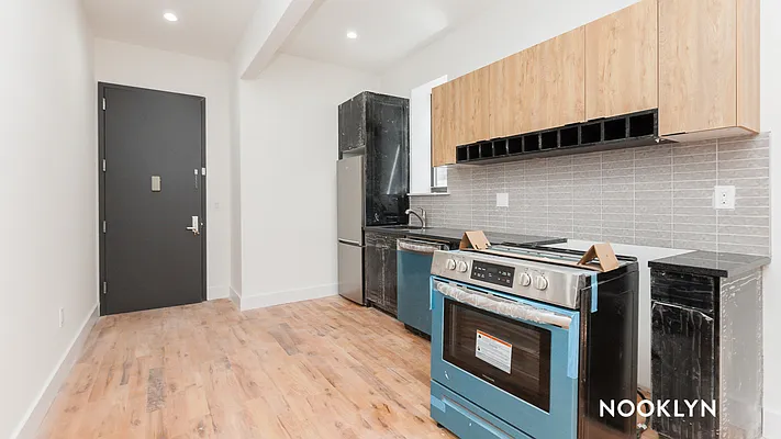 Rented by Nooklyn NYC LLC | media 23