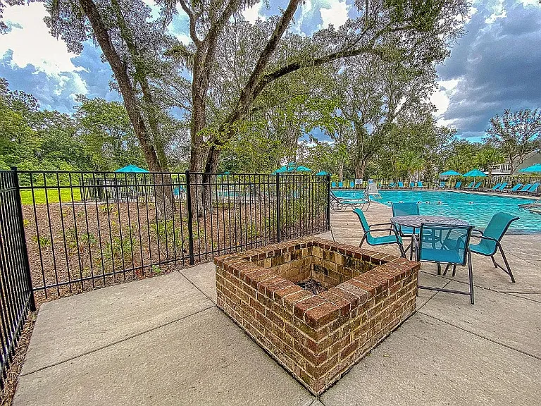 2354 Brinkley Rd — Photo 41