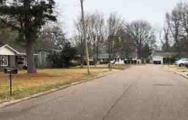 2nd image of 1129 Lourdes St
