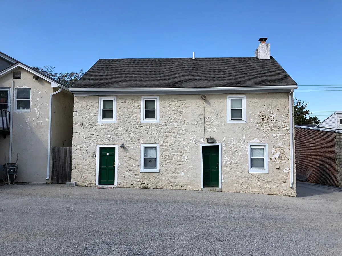 Building Photo - 708 Lancaster Pike #B