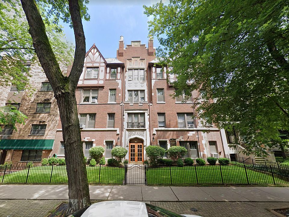1st image of 656 W Wrightwood Ave #3536173