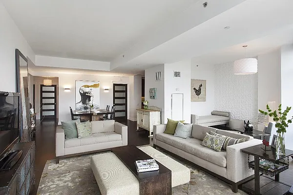 Sold by Real Direct | media 2