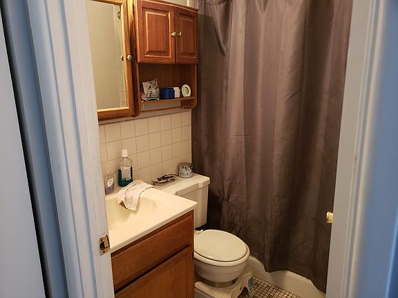 3rd image of 1227 S Harlem Ave APT 204