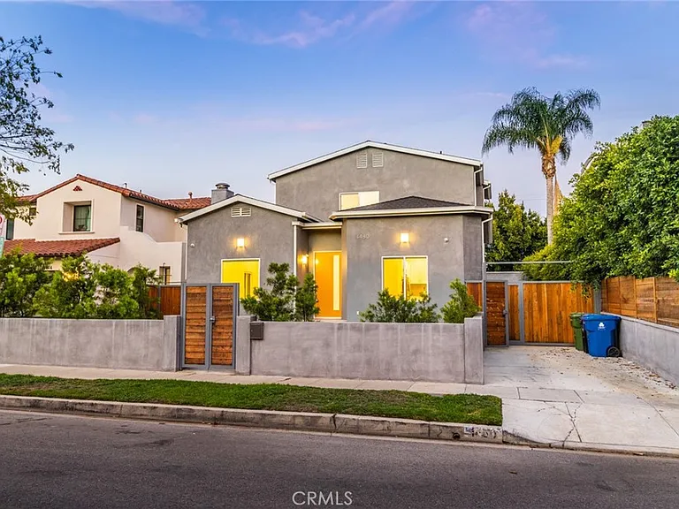 1480 S Durango Ave — Photo 2