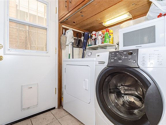 5th image of 13790 Oro Grande St
