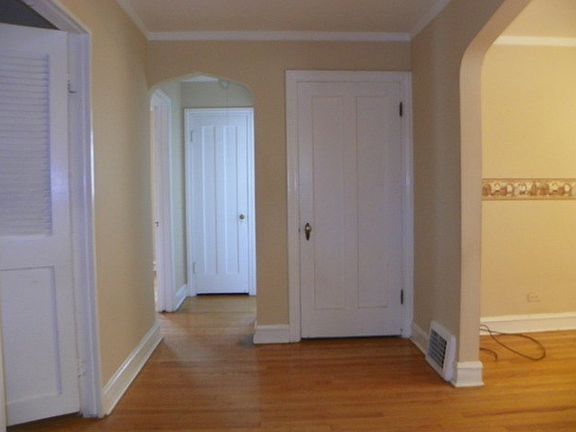 2nd image of 10724 S Central Park Ave