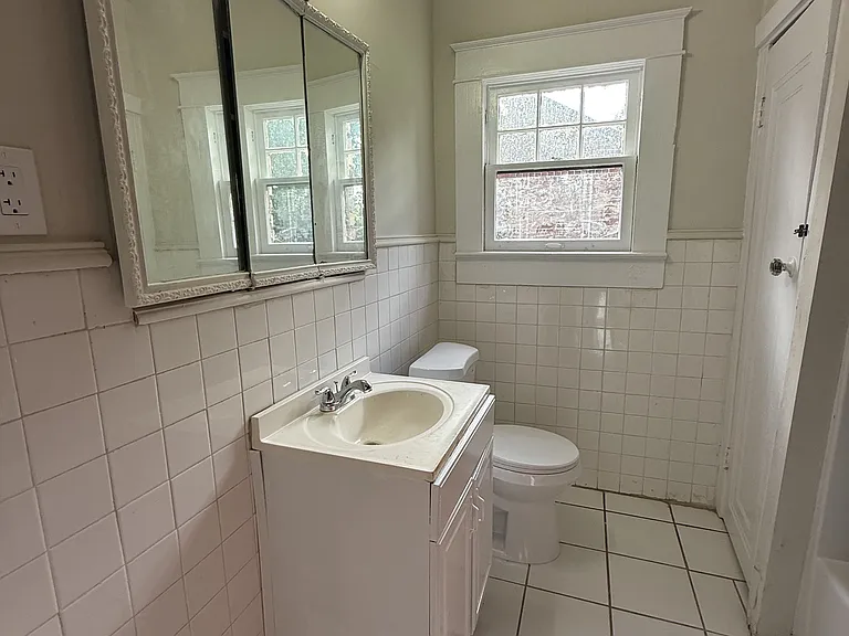 1853 Princeton Ave SW — Photo 8