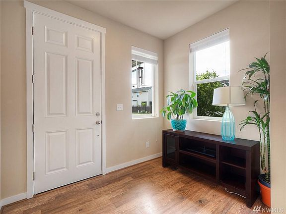 2nd image of 9001 Silverspot Ct SE