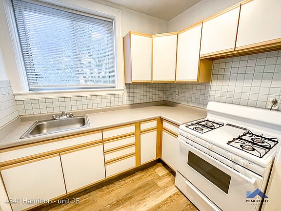 3rd image of 4535 N Hamilton Ave APT 3W