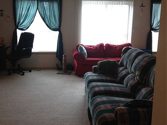 5th image of 18632 29th Ave E