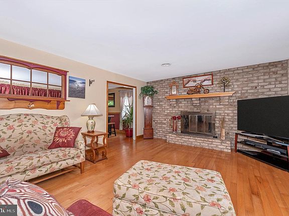 5th image of 12201 Wild Rose Ln