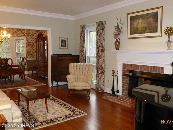 4th image of 15500 Vine Cottage Dr