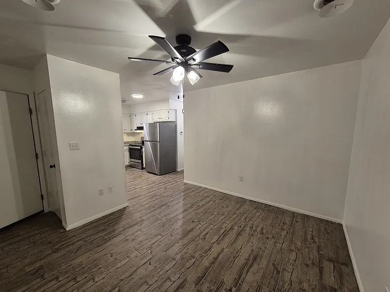 2332 N Raven Ln — Photo 15