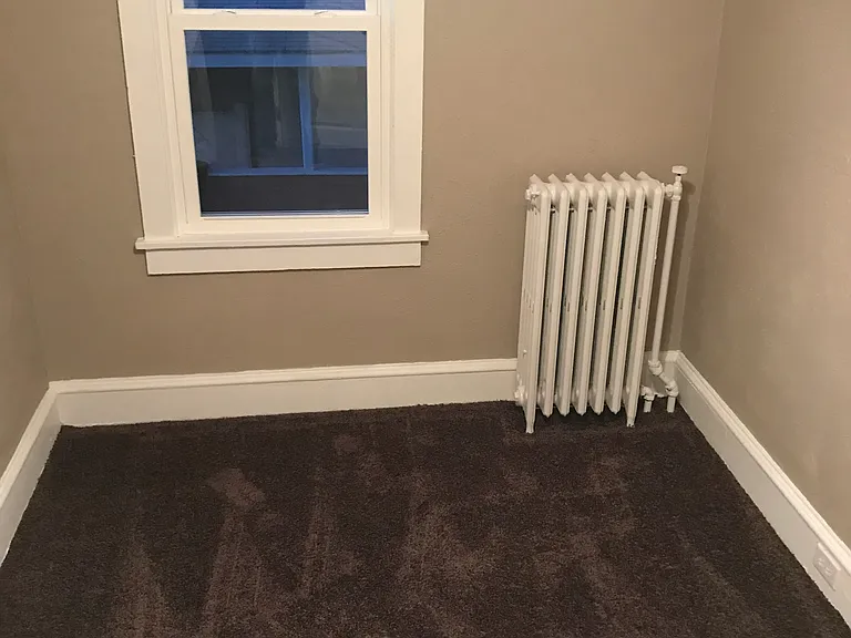 61 S Atherton Ave — Photo 3
