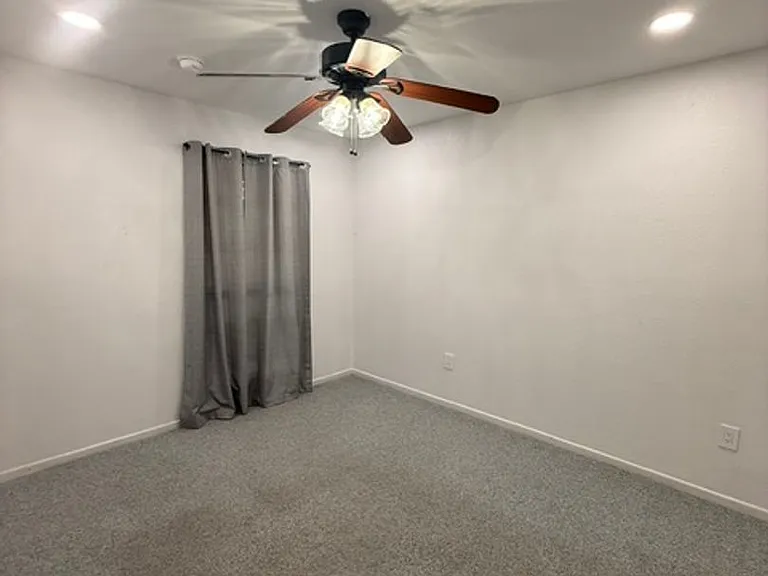 1717 Pemelton Dr — Photo 16