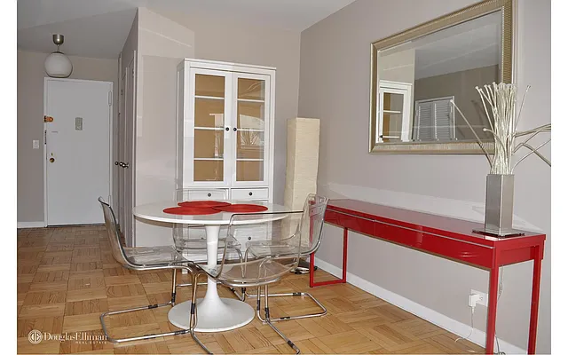 Rented by Douglas Elliman | media 4