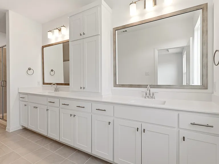 1318 Marsh Ln — Photo 14