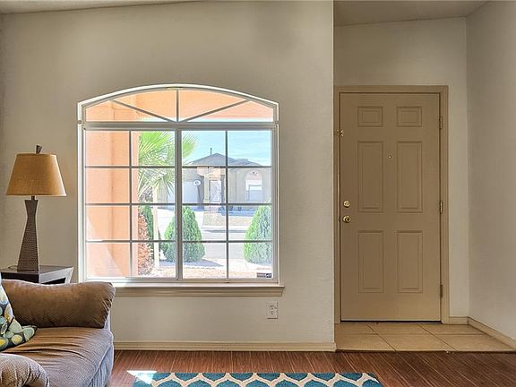 5th image of 14161 Tierra Morena Dr