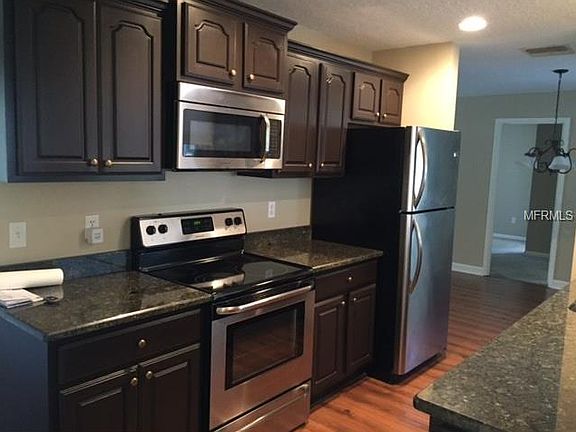 2nd image of 107 Ledbury Dr
