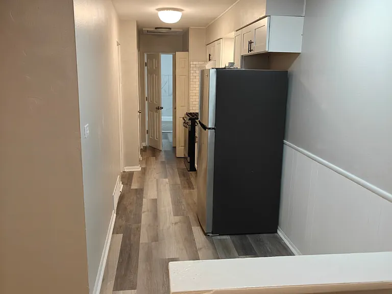 436 W Division St #2 — Photo 16