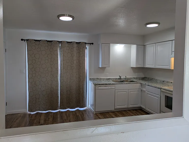 1822 Mactavish Ct #2 — Photo 2