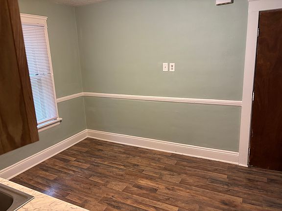 5th image of 9928 Stoughton Ave #2