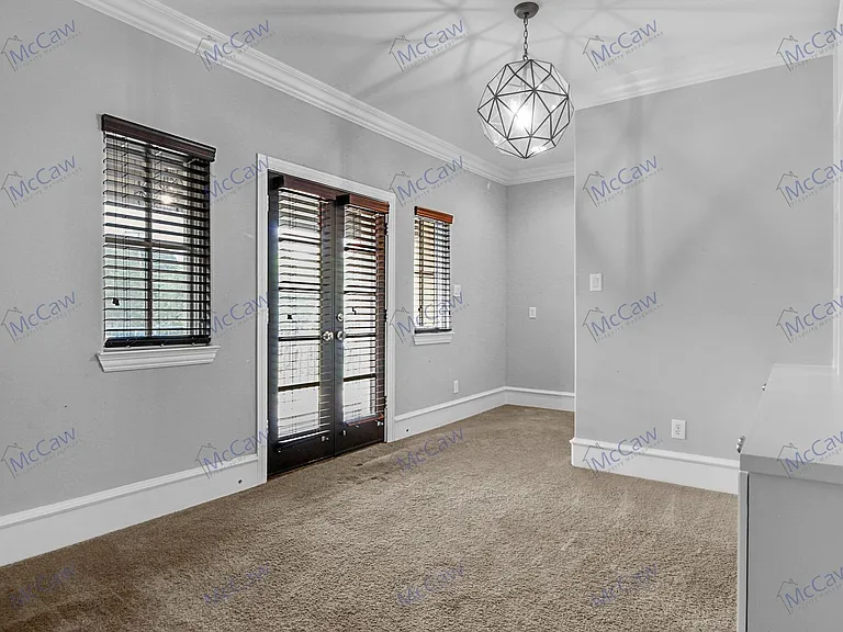 857 N Glasgow Dr #B — Photo 16