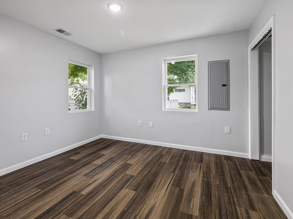 30 Bruno St Moonachie, NJ, 07074 Apartments for Rent Zillow