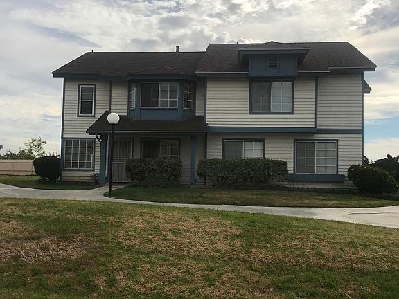 5th image of 1557 Manzana Way