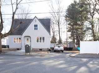 131 Safford St, Hyde Park, MA 02136