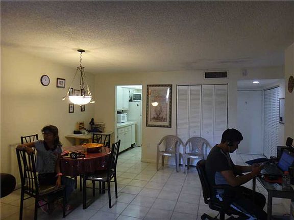 4th image of 10500 SW 108th Ave APT B108