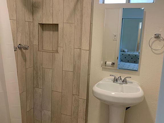 5th image of 5222 Alhama Dr