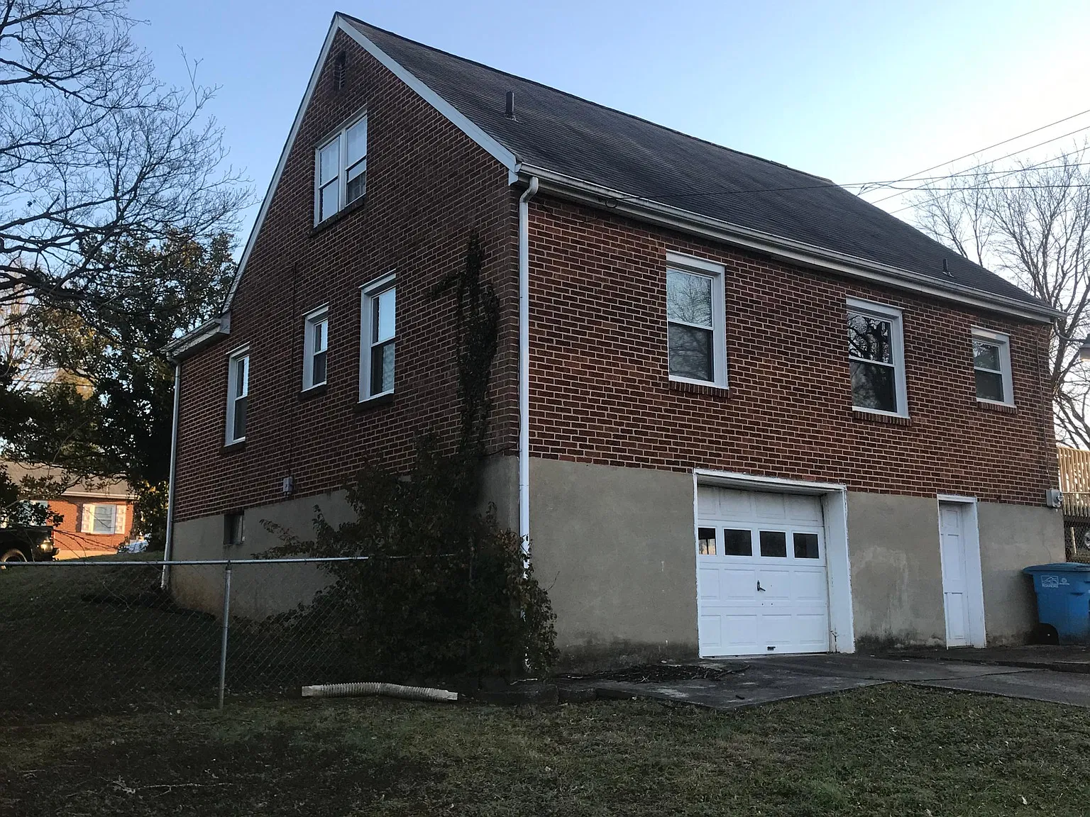3 bed, 1124 sqft, $1,600 — Photo 4