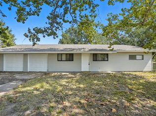 402 N Lincoln Ave, Wagoner, OK 74467