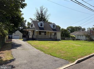 711 Cherry Tree Ln, Lawrence Township, NJ 08648