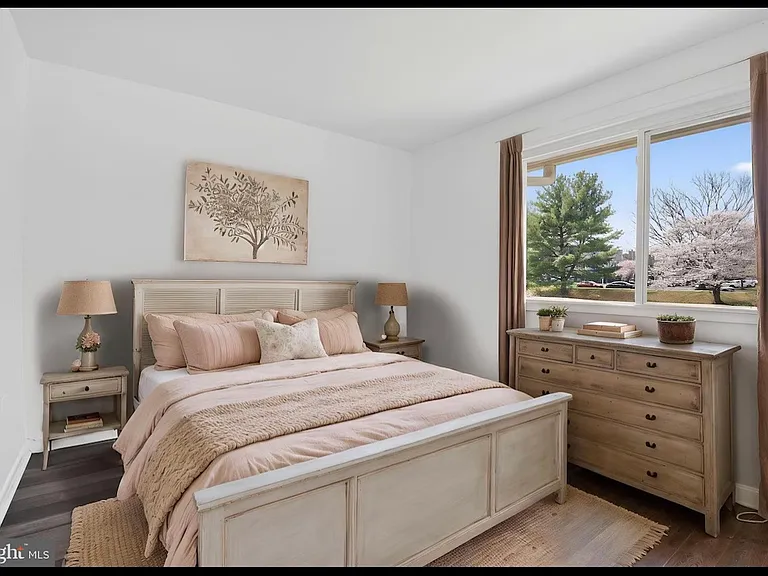 18545 Tarragon Way — Photo 6