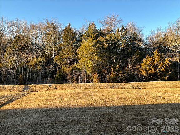 3rd image of 11518 Glasden Rd