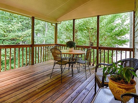 5th image of 819 Mill Bend Dr