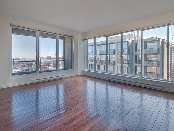 2nd image of 33 W Ontario St APT 49G