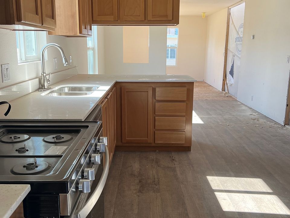 2nd image of 1710 W Euclid Ave #50