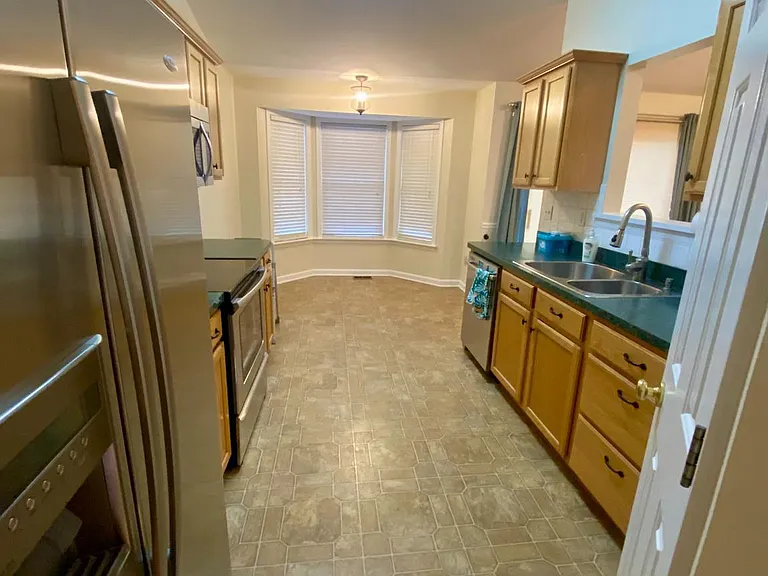 9504 S Royal Crest Ct — Photo 21