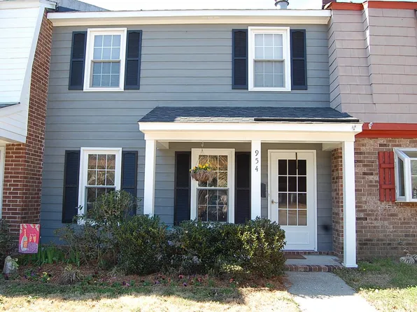 954 Fowler Ct, Mount Pleasant, SC 29464