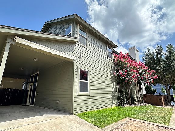 2nd image of 910 Romeria Dr #A