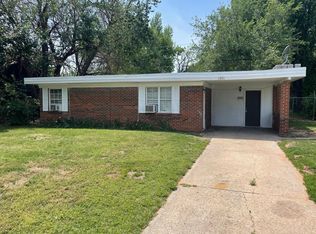 1301 Mallard Dr, Del City, OK 73115
