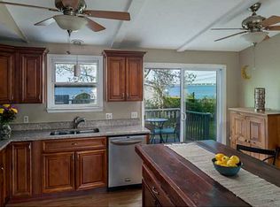 234 Bellman Ave, Warwick, RI 02889