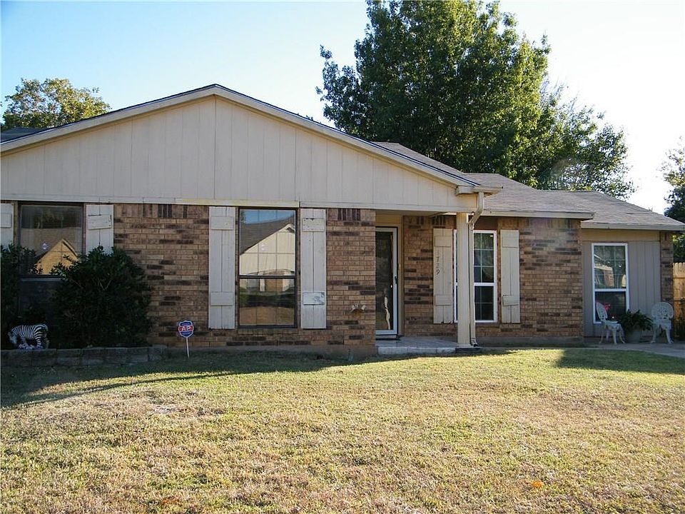 1st image of 3729 Longmeadow Way